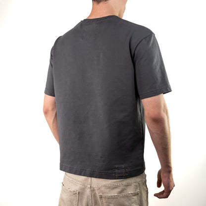 "FØGBOUND" T-SHIRT (GRAPHITE)