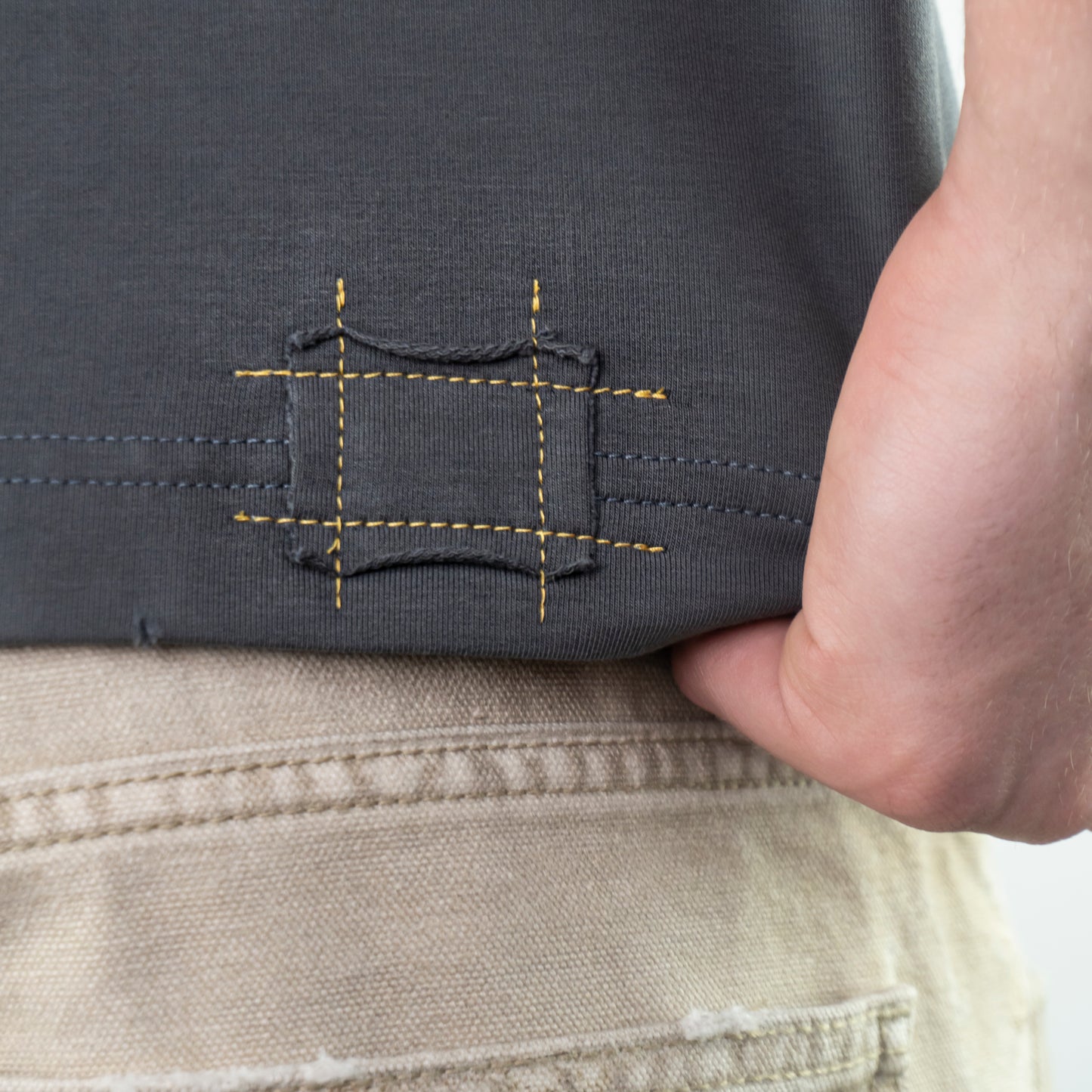 "FØGBOUND" T-SHIRT (GRAPHITE)